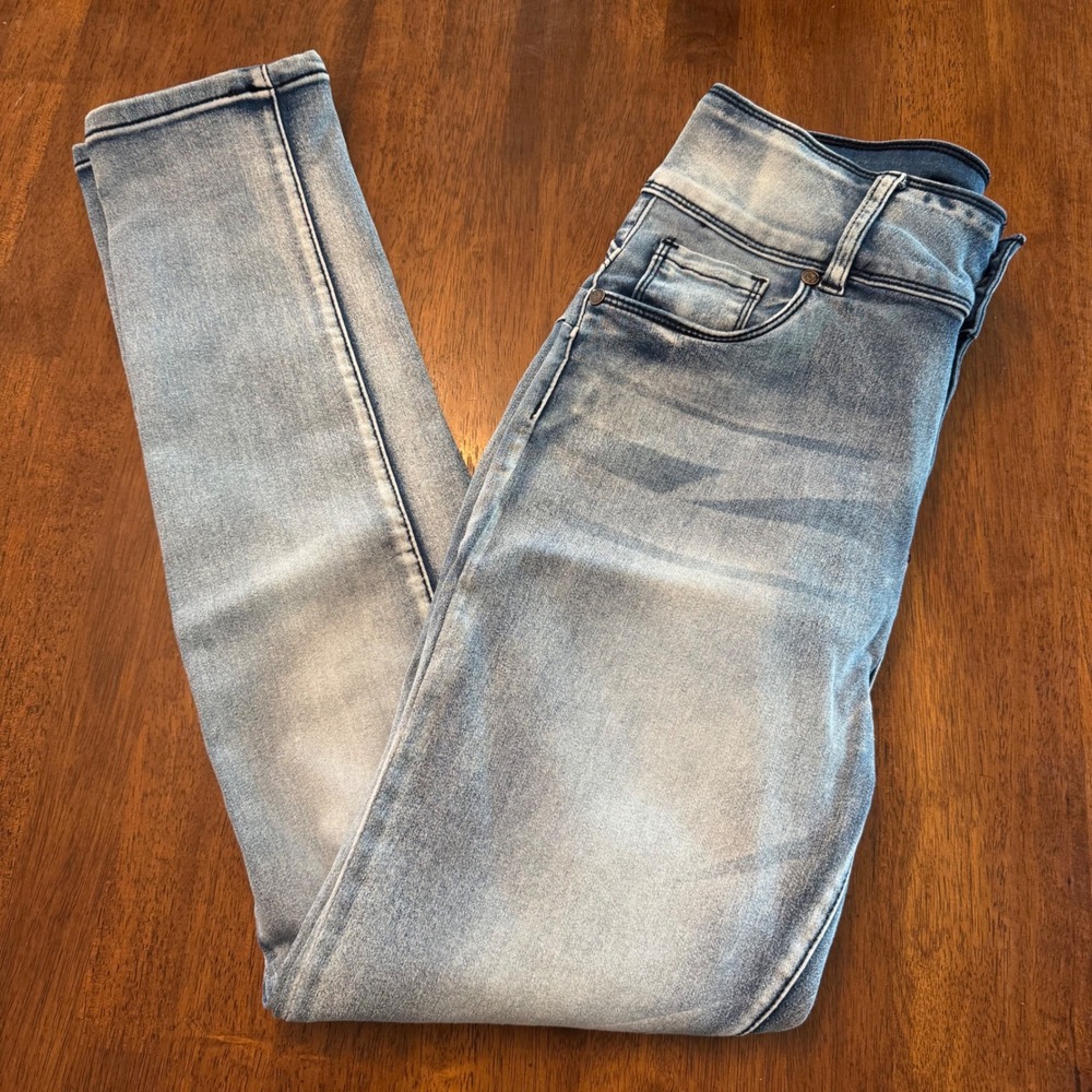 Bamboo Jeans Juniors Size 13 High Waisted Skinny Jeans Light Wash Triple Button